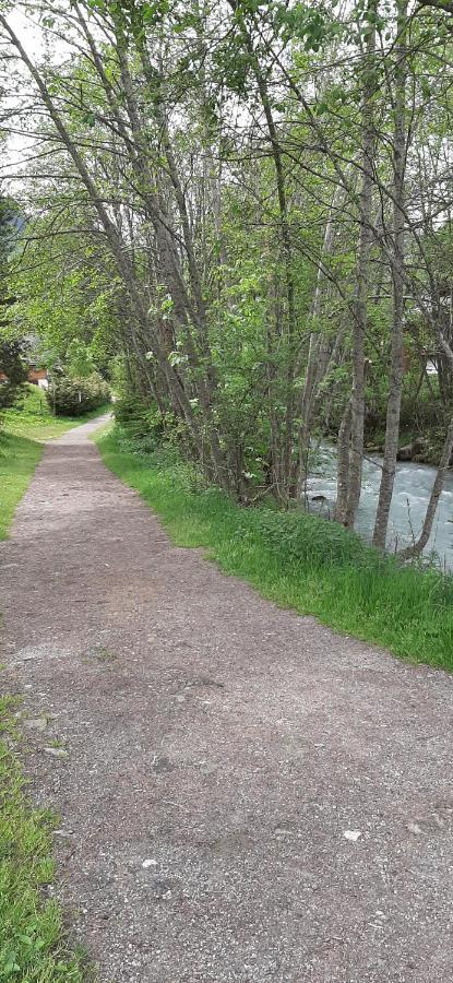 레컨테민스몬트조이 Un Havre De Paix Aux Pieds Des Chemins De Montagne 아파트 외부 사진